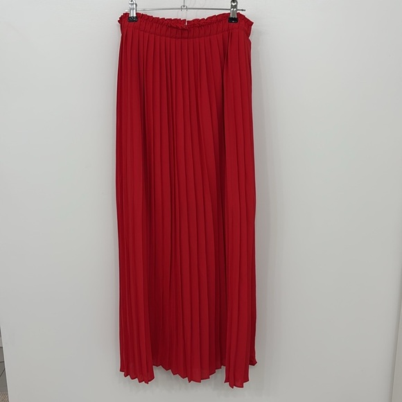 NWT J. Crew Red Pleated plisse maxi skirt drapey georgette Candy Apple Red Skirt - Picture 5 of 7